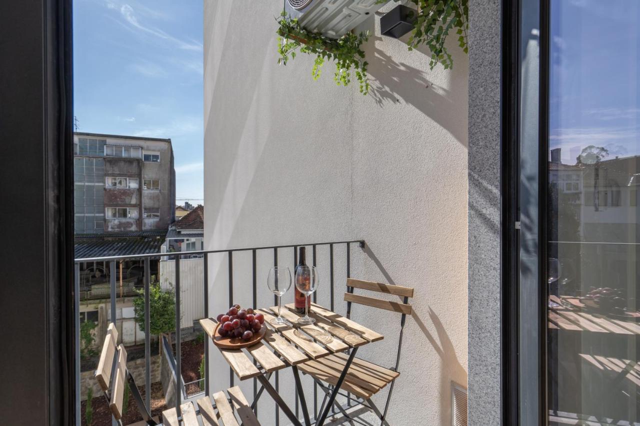Host Wise - Bright & Contemporary Flat - Ace Location Apartamento Porto Exterior foto