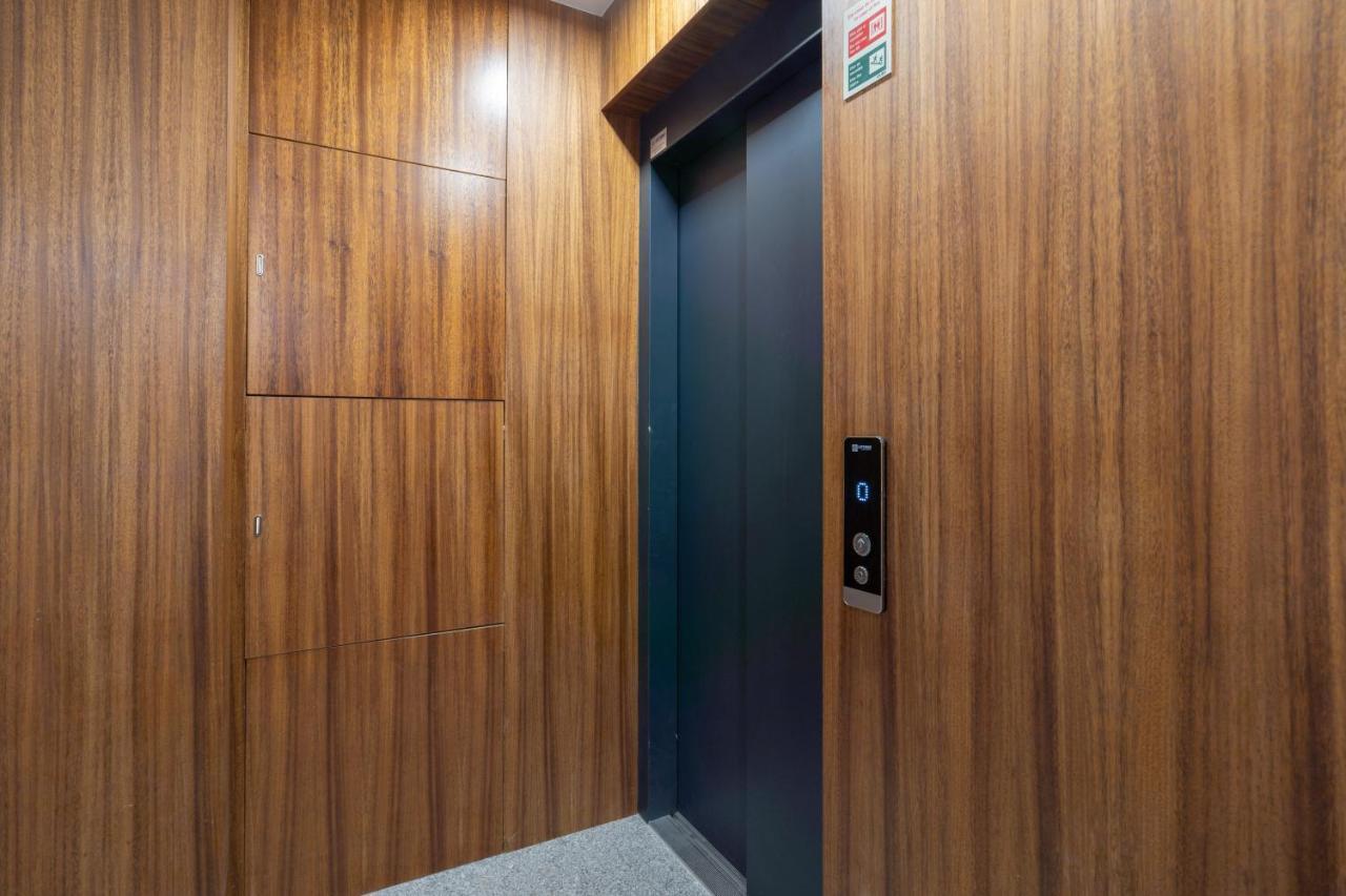 Host Wise - Bright & Contemporary Flat - Ace Location Apartamento Porto Exterior foto