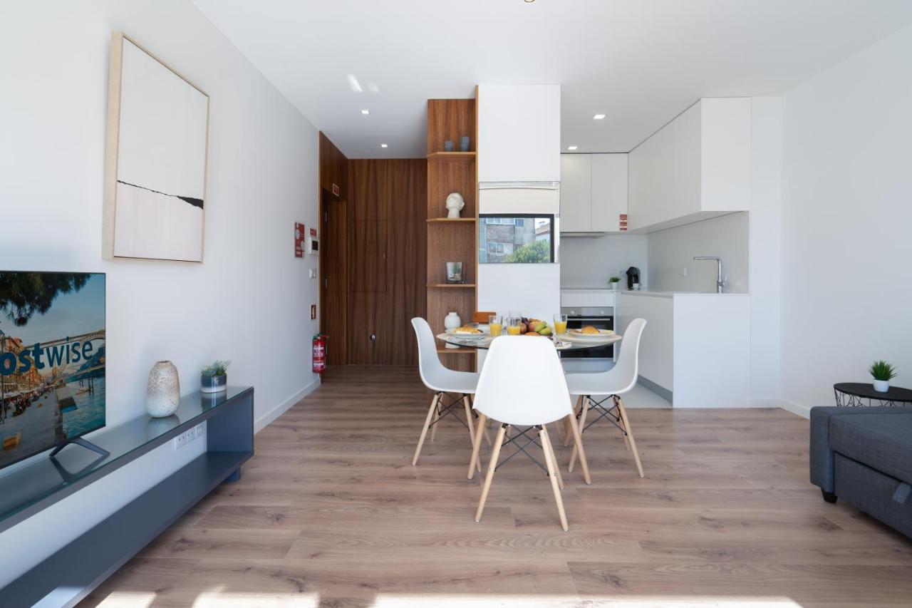 Host Wise - Bright & Contemporary Flat - Ace Location Apartamento Porto Exterior foto